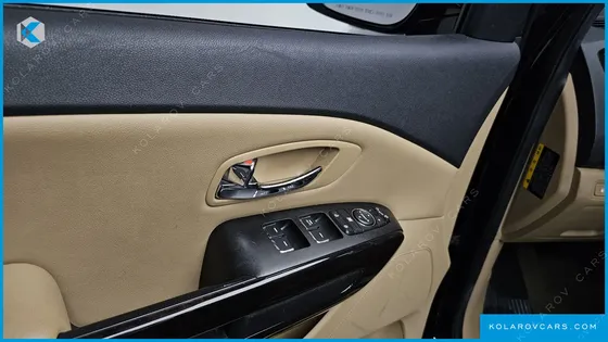 KIA CARNIVAL 11-SEATER PRESTIGE
