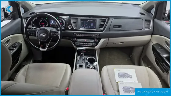 KIA CARNIVAL GASOLINE 11-SEATER PRESTIGE