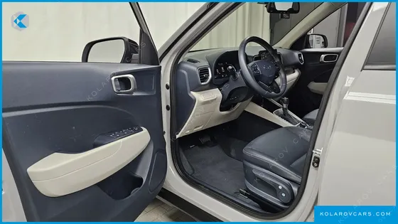 HYUNDAI VENUE 1,6 PREMIUM