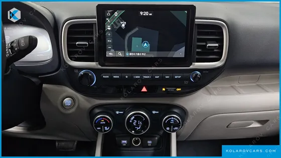 HYUNDAI VENUE 1,6 PREMIUM