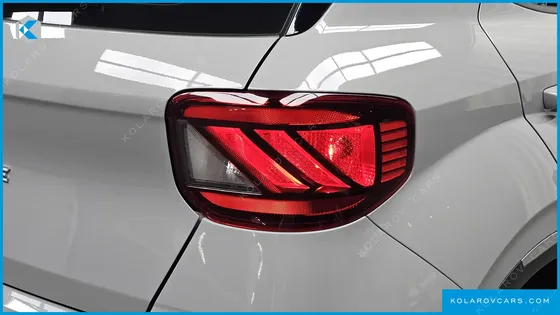HYUNDAI VENUE 1,6 PREMIUM