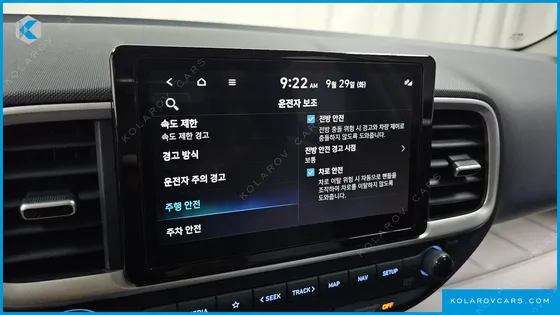 HYUNDAI VENUE 1,6 PREMIUM