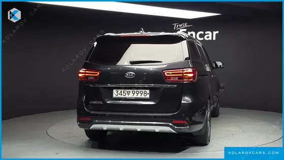 KIA CARNIVAL 9-SEATER PRSTIGE