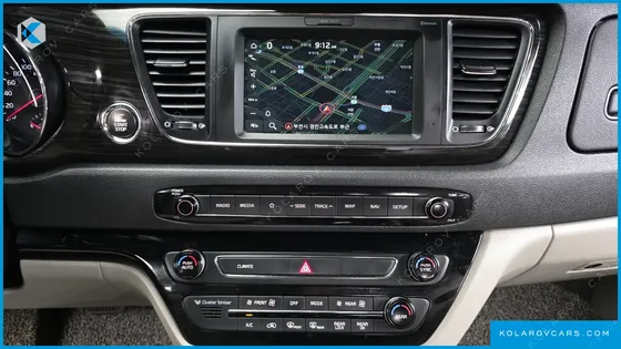 KIA CARNIVAL 9-SEATER PRSTIGE