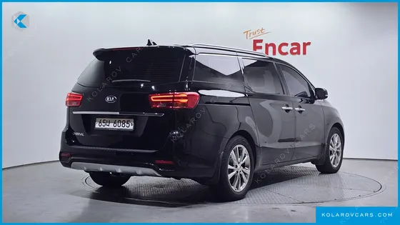 KIA CARNIVAL 9-SEATER NOBLESSE SPECIAL