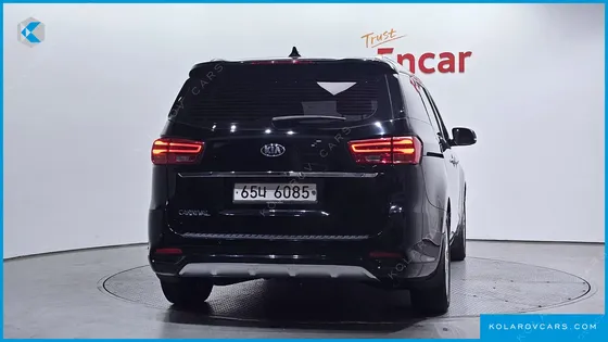 KIA CARNIVAL 9-SEATER NOBLESSE SPECIAL
