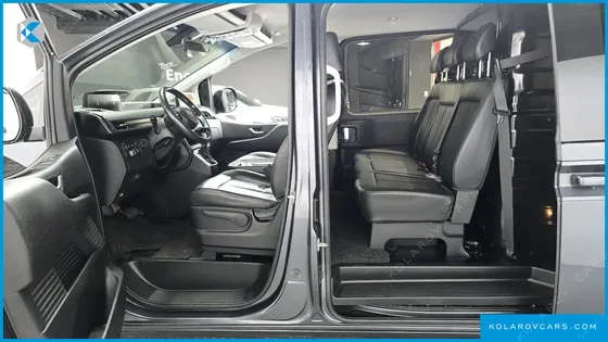HYUNDAI STARIA CARGO 5-SEATER