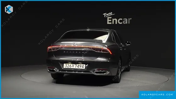 HYUNDAI GRANDEUR PREMIUM