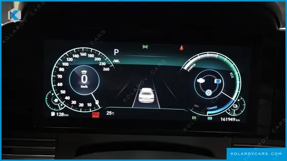 HYUNDAI GRANDEUR PREMIUM
