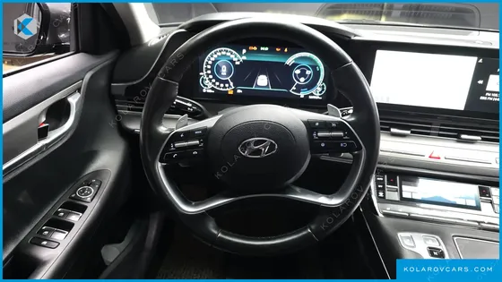 HYUNDAI GRANDEUR PREMIUM