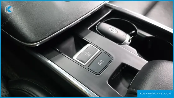 HYUNDAI GRANDEUR PREMIUM