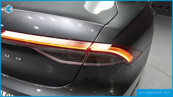 HYUNDAI GRANDEUR PREMIUM