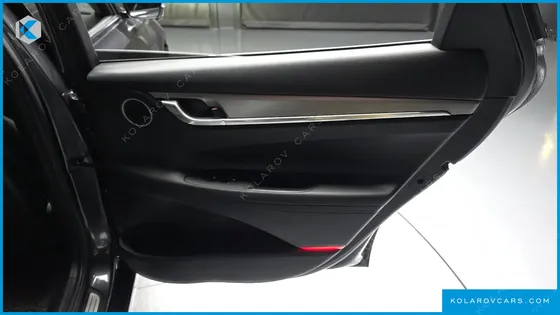HYUNDAI GRANDEUR PREMIUM