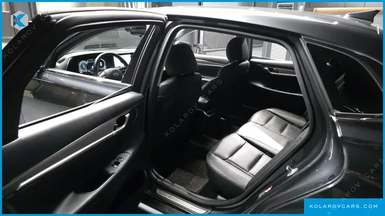 HYUNDAI GRANDEUR PREMIUM