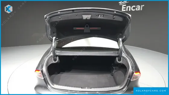 HYUNDAI GRANDEUR PREMIUM
