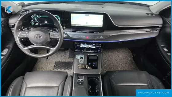 HYUNDAI GRANDEUR CALLIGRAPHY