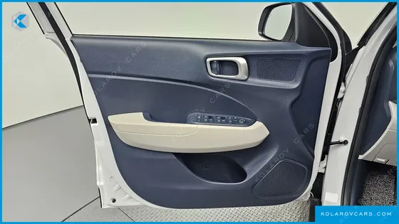 HYUNDAI VENUE 1.6 MODERN PLUS