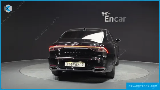HYUNDAI GRANDEUR LE BLANC