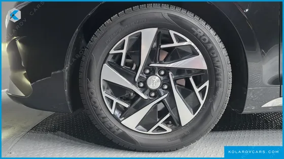 HYUNDAI GRANDEUR LE BLANC