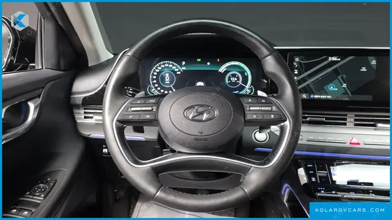 HYUNDAI GRANDEUR LE BLANC