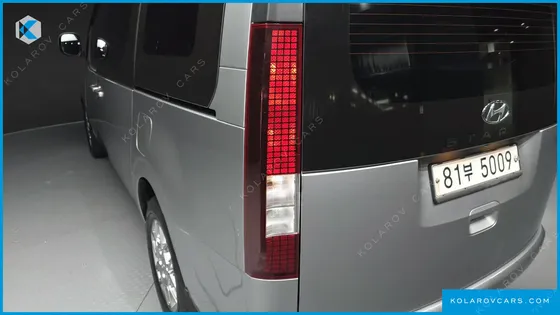 HYUNDAI STARIA CARGO 3-SEATER