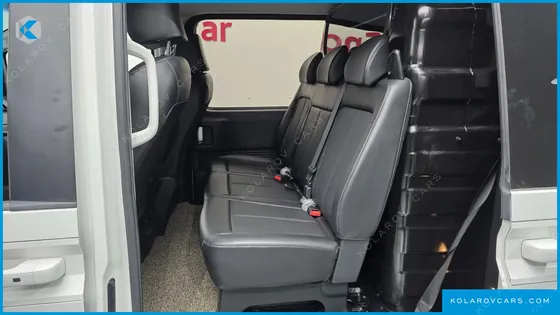 HYUNDAI STARIA CARGO 5-SEATER