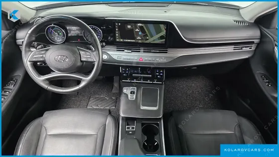 HYUNDAI GRANDEUR PREMIUM