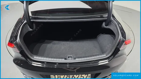 HYUNDAI GRANDEUR PREMIUM