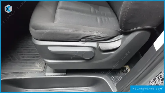 HYUNDAI STARIA CARGO 3-SEATER