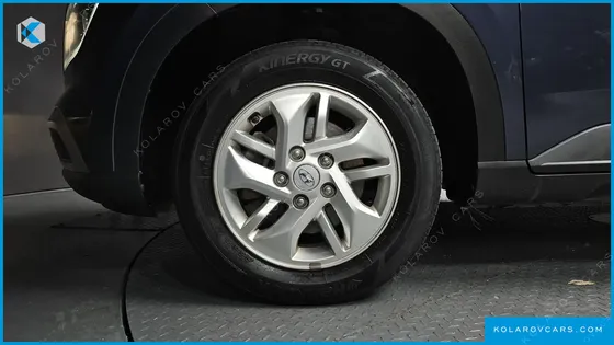 HYUNDAI VENUE 1.6 SMART