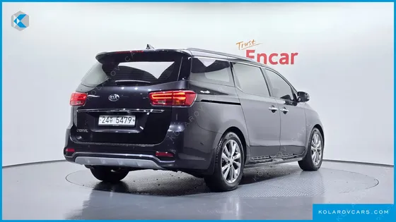 KIA CARNIVAL GASOLINE 9-SEATER NOBLESSE SPECIAL