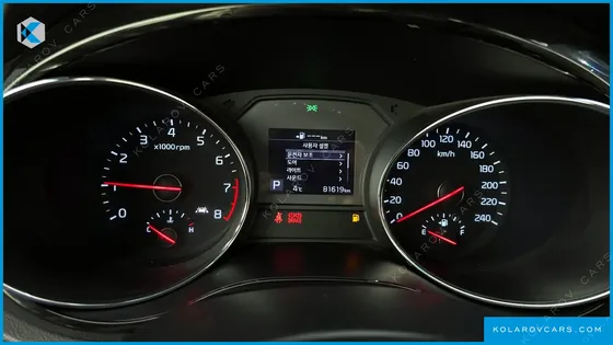 KIA CARNIVAL GASOLINE 9-SEATER NOBLESSE SPECIAL