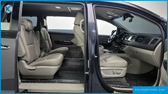 KIA CARNIVAL GASOLINE 9-SEATER NOBLESSE SPECIAL