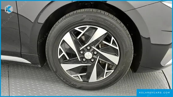 HYUNDAI GRANDEUR EXCLUSIVE