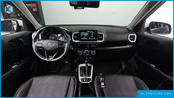 HYUNDAI VENUE 1.6 FLUX