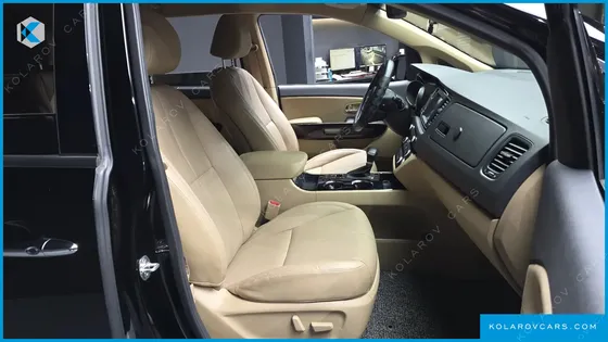 KIA CARNIVAL 7-SEATER LIMOUSINE