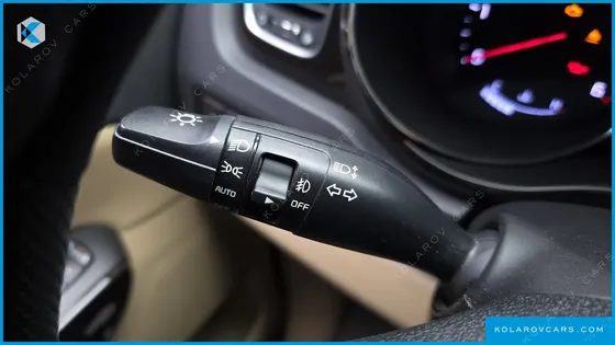 KIA CARNIVAL 7-SEATER LIMOUSINE