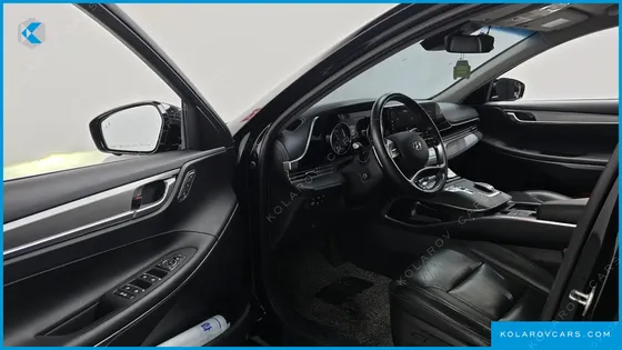 HYUNDAI GRANDEUR EXCLUSIVE