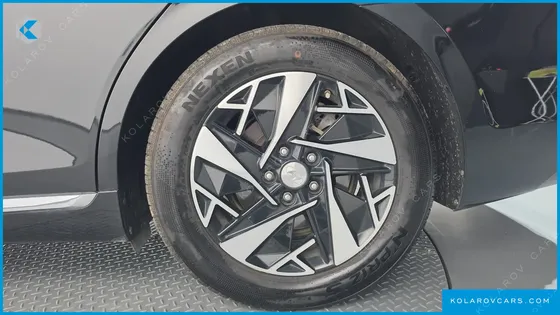 HYUNDAI GRANDEUR EXCLUSIVE