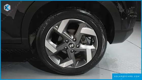 HYUNDAI VENUE 1.6 FLUX