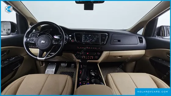 KIA CARNIVAL 9-SEATER HI-LIMOUSINE