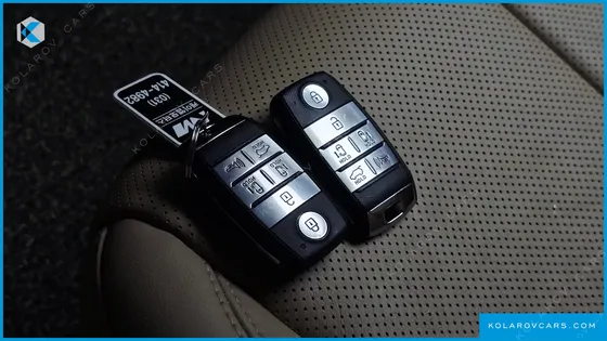 KIA CARNIVAL 9-SEATER HI-LIMOUSINE