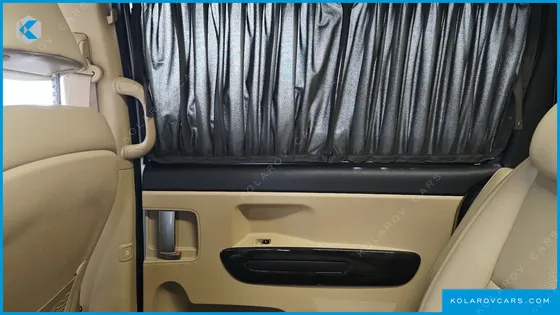 KIA CARNIVAL 9-SEATER HI-LIMOUSINE