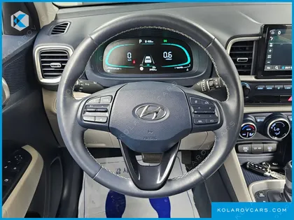HYUNDAI VENUE 1,6 PREMIUM