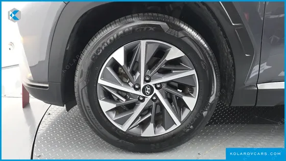 HYUNDAI TUCSON DIESEL 2.0 2WD