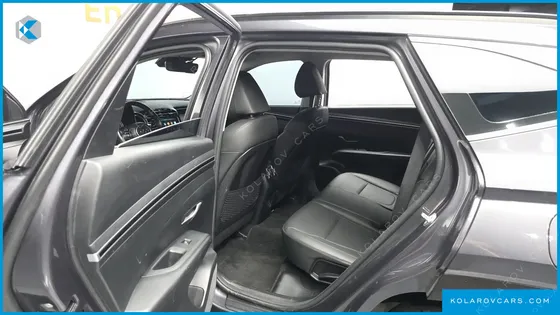HYUNDAI TUCSON DIESEL 2.0 2WD
