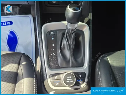 HYUNDAI VENUE 1,6 PREMIUM