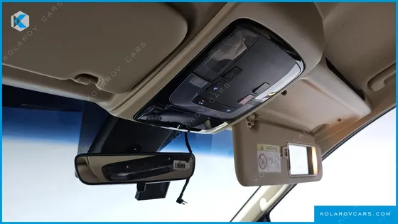 HYUNDAI STARIA CARGO 5-SEATER