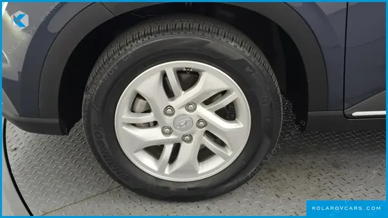 HYUNDAI VENUE 1.6 MODERN PLUS