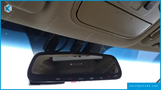 KIA CARNIVAL 9-SEATER HI-LIMOUSINE